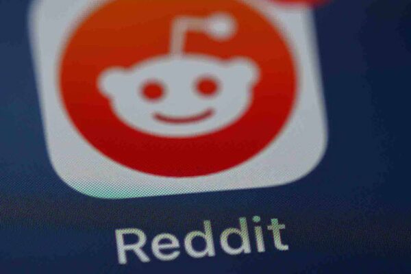 Reddit app 1000x600.jpg