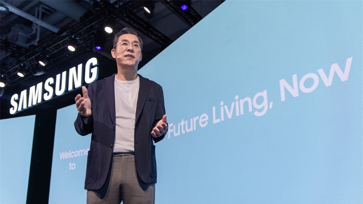 Samsung mobile tvs and displays digital appliances ifa 2025 ai home vision thumb728.jpg